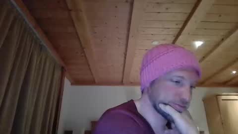 moms_little_monster online show from March 17, 8:33 pm