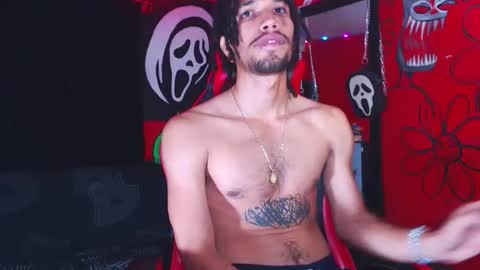Snapshot of monsterdominationx chatting on October 17, 12:53 pm Xavier Rodriguez online show from October 17, 12:53 pm
