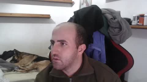 Snapshot of morenoch19 chatting on December 25, 8:28 pm alejo online show from December 25, 8:28 pm