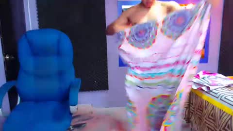 MorenoFullHot online show from December 2, 1:00 pm