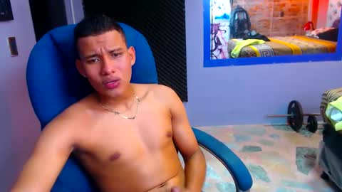 MorenoFullHot online show from January 3, 8:11 pm