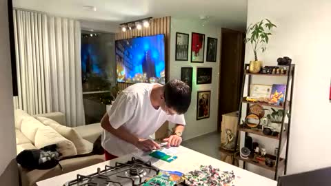   online show from October 29, 12:46 am