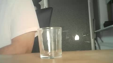 Morris online show from March 6, 10:15 pm