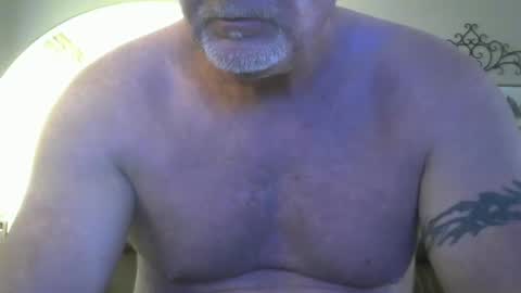 motorguy08 online show from October 10, 10:01 pm