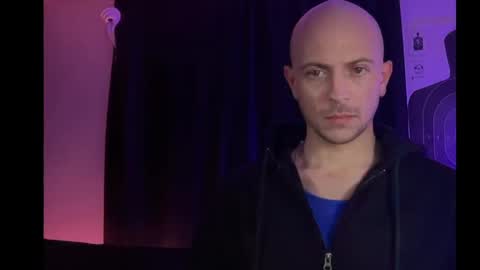 mount_vesuvius online show from April 17, 9:50 pm