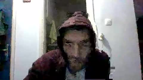 mppempis81 online show from January 6, 6:45 pm