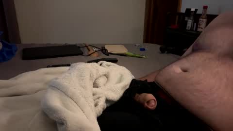 Sequoia-Cocked Hombre de Sur online show from April 9, 12:33 pm