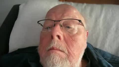 Jess online show from April 22, 7:51 pm