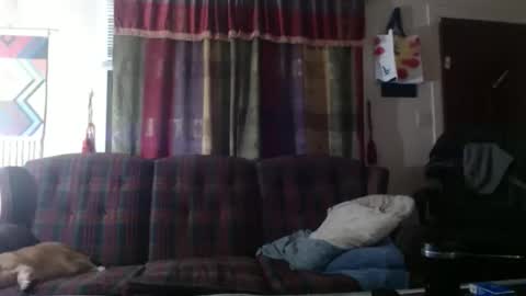 Snapshot of mr_happy12 chatting on October 28, 2:25 am mr_happy12 online show from October 28, 2:25 am