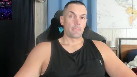 Cam online show from October 18, 5:07 pm