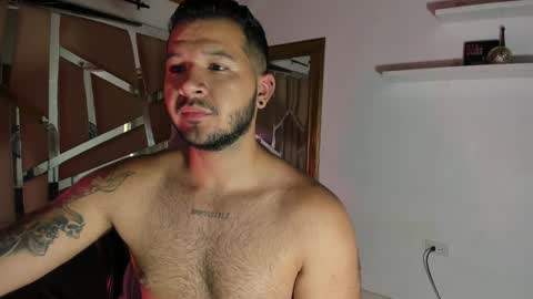Snapshot of mr_mikee_ chatting on December 18, 3:15 am MIKEE online show from December 18, 3:15 am