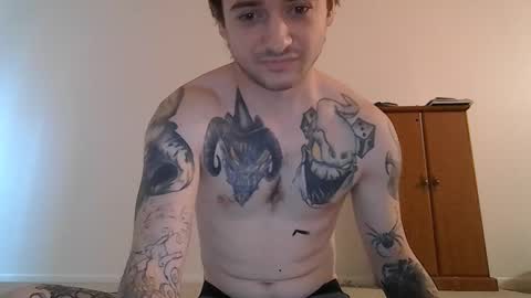 mr_nightfall online show from October 22, 8:23 pm