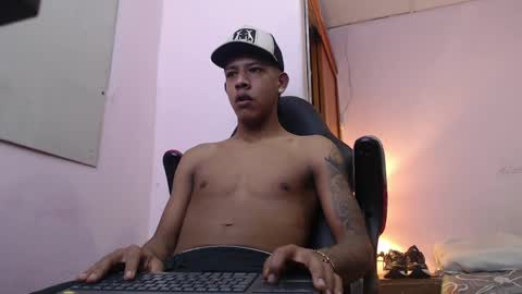 Snapshot of mr_stiven_ chatting on January 12, 12:28 am mr_stiven_ online show from January 12, 12:28 am