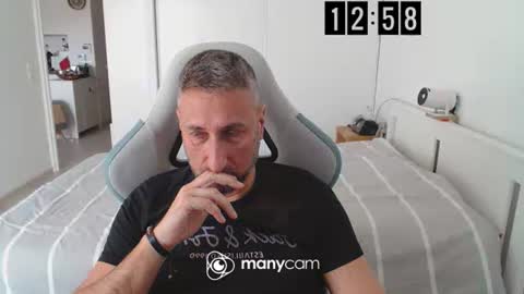 mrdr000 online show from March 20, 11:58 am