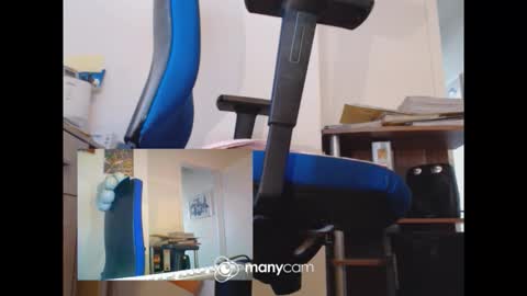MrJohnsen1975 online show from May 18, 5:28 pm
