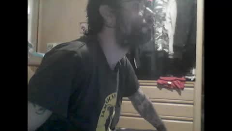 mrfumao online show from April 20, 3:14 pm