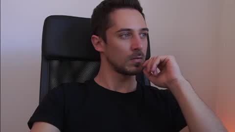 juan luis online show from March 26, 11:25 am