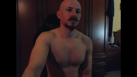 Antony online show from April 10, 4:36 pm