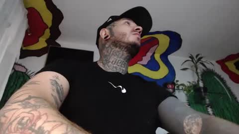 mrmanny__ online show from December 20, 9:39 pm