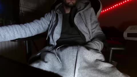 MrRogue online show from January 9, 2:39 am