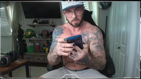 mrstr33tfr33k online show from February 17, 6:59 pm