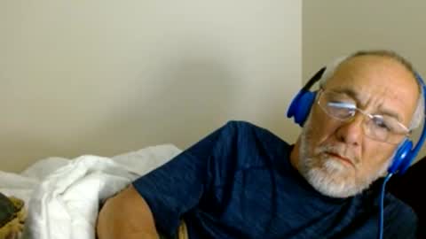 mrtease5 online show from May 27, 3:47 am