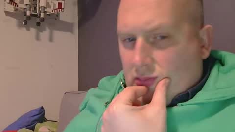 mrzwolle online show from January 22, 3:40 pm