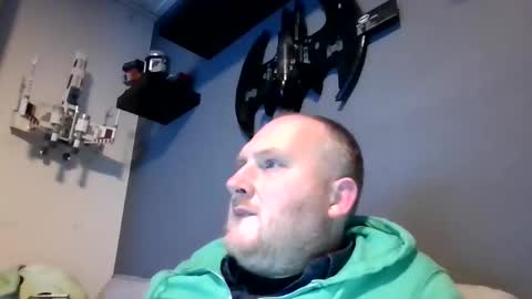 mrzwolle online show from December 13, 4:27 pm