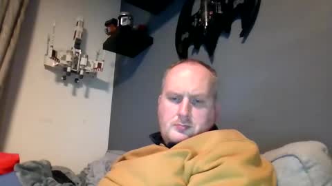 mrzwolle online show from December 20, 6:13 pm