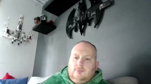 mrzwolle online show from December 3, 10:48 am