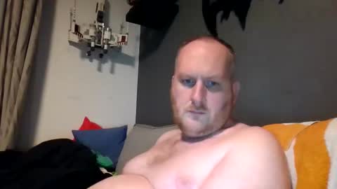 mrzwolle online show from December 9, 3:45 pm