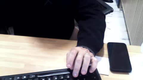 mtwpaul online show from November 11, 2:22 pm