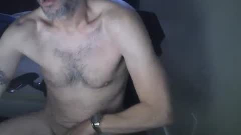 Muffdiver online show from December 27, 10:23 am