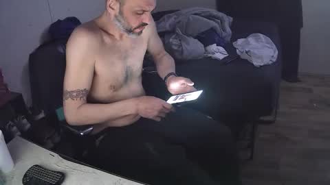 Muffdiver online show from February 27, 11:44 am