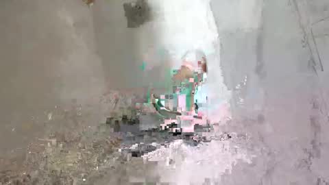 Snapshot of mugglesmuggler chatting on October 27, 11:23 am mugglesmuggler online show from October 27, 11:23 am