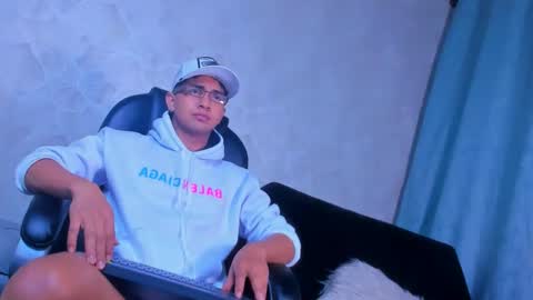 muichiro tokito1 online show from December 23, 5:17 am