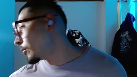 David Big online show from January 13, 8:02 pm