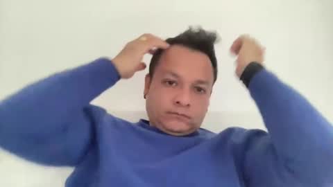 taurosboy online show from December 18, 9:04 am