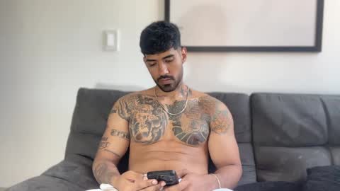 Myke esthetic online show from January 22, 5:17 pm