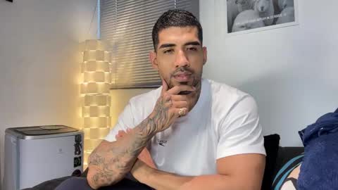 Myke esthetic online show from January 11, 10:35 pm