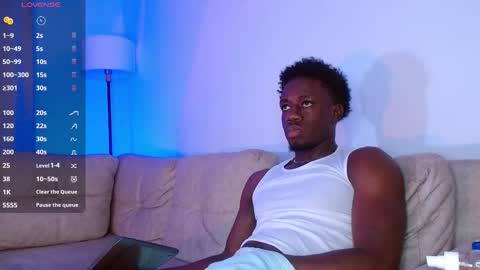 Mylo Wallace  online show from February 27, 3:18 am