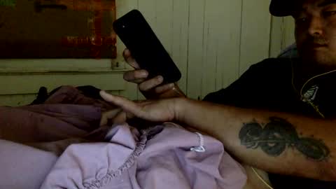 str8 dom alphaAsian Daddy type. sorry not bi or  curious but i dont judgediscrimenate. online show from February 6, 5:09 pm