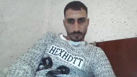 Snapshot of nadirff16 chatting on December 11, 12:38 pm V online show from December 11, 12:38 pm