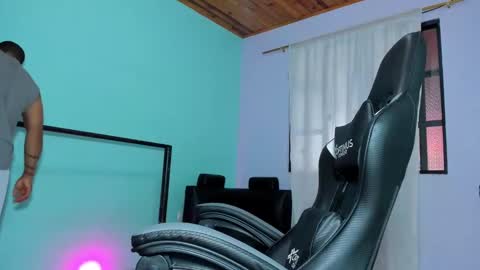 nagui online show from December 31, 2:03 pm