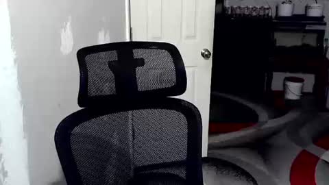 nakedtoken online show from April 1, 9:11 am