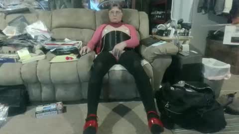 nancyboy_1 online show from February 17, 2:54 am