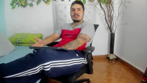 deibyd online show from November 28, 7:05 pm