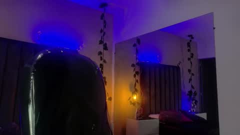 Nascary Fox online show from January 17, 8:11 pm