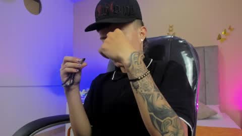 Nascary Fox online show from April 11, 1:03 pm