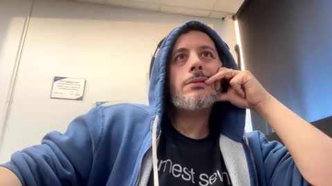 nassobout online show from March 2, 10:17 pm